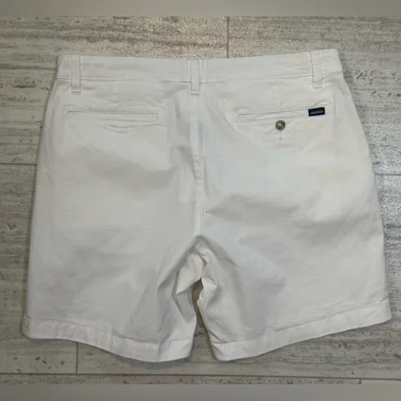 Chubbies White Shorts Mens Large 7” Inseam Originals Casual Summer - Picture 4 of 4